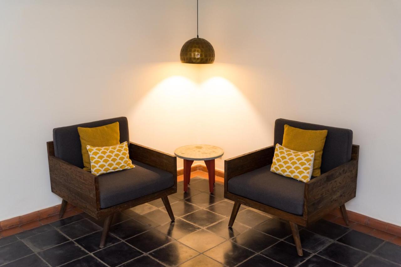 Hotel Roadhouse, Thamel, Kathmandu- Contemporary Boutique Екстер'єр фото