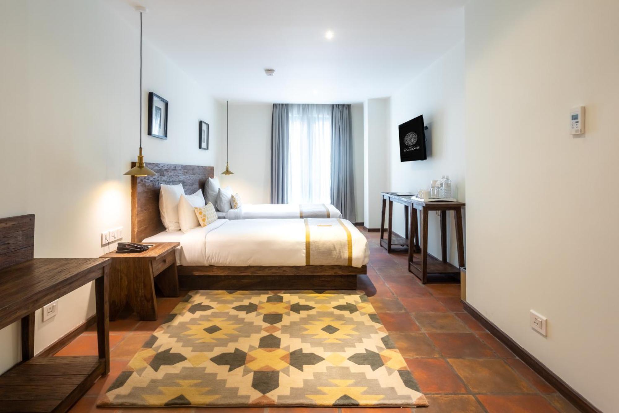 Hotel Roadhouse, Thamel, Kathmandu- Contemporary Boutique Екстер'єр фото