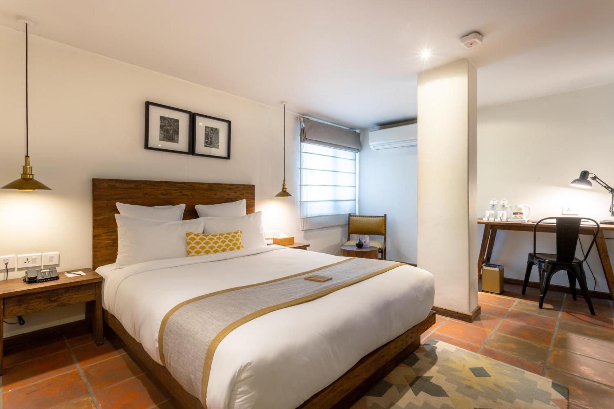 Hotel Roadhouse, Thamel, Kathmandu- Contemporary Boutique Екстер'єр фото
