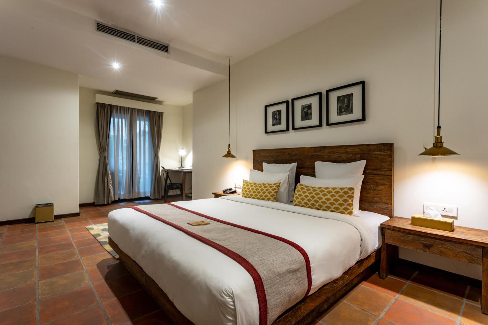 Hotel Roadhouse, Thamel, Kathmandu- Contemporary Boutique Екстер'єр фото