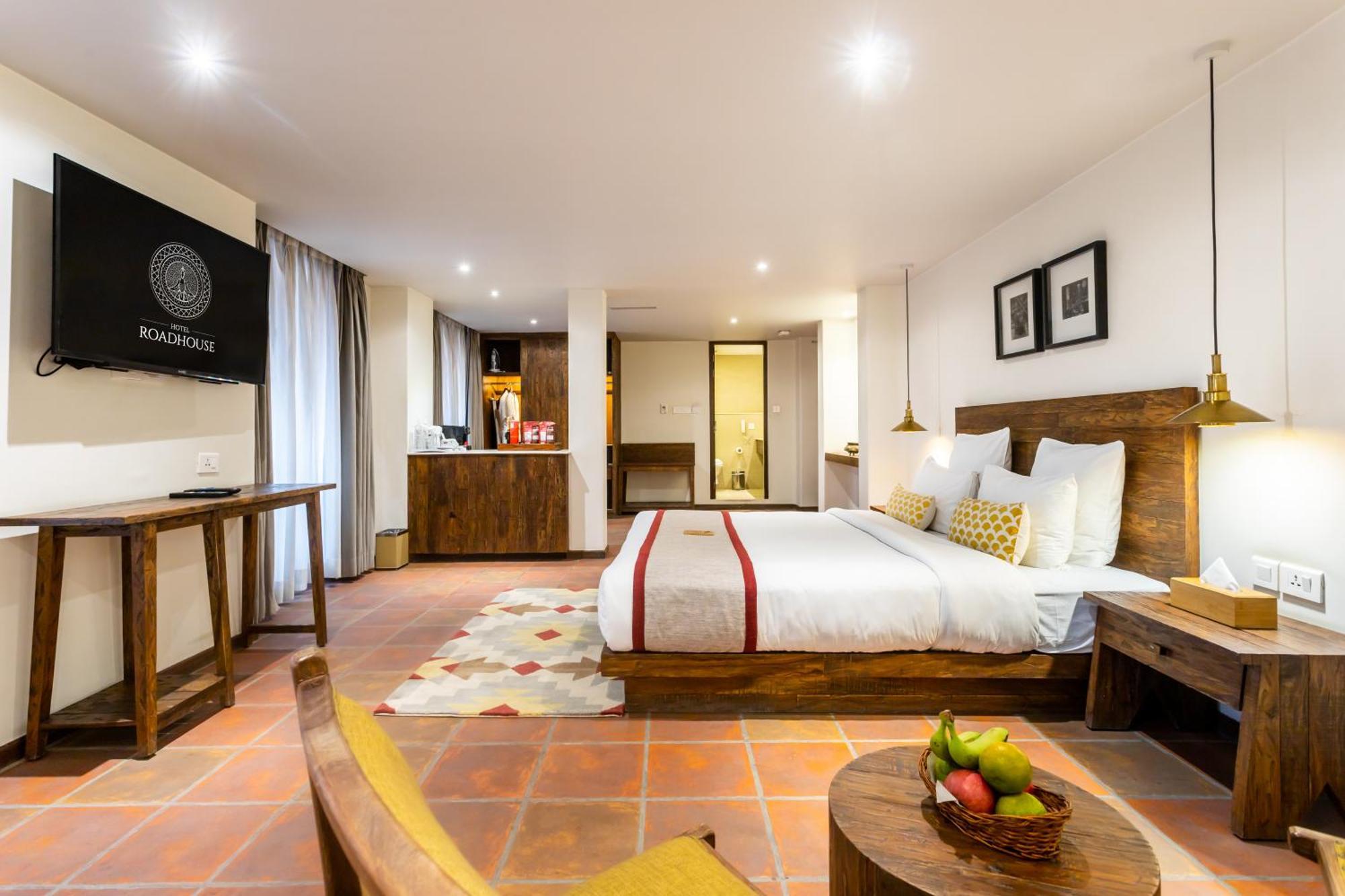 Hotel Roadhouse, Thamel, Kathmandu- Contemporary Boutique Екстер'єр фото