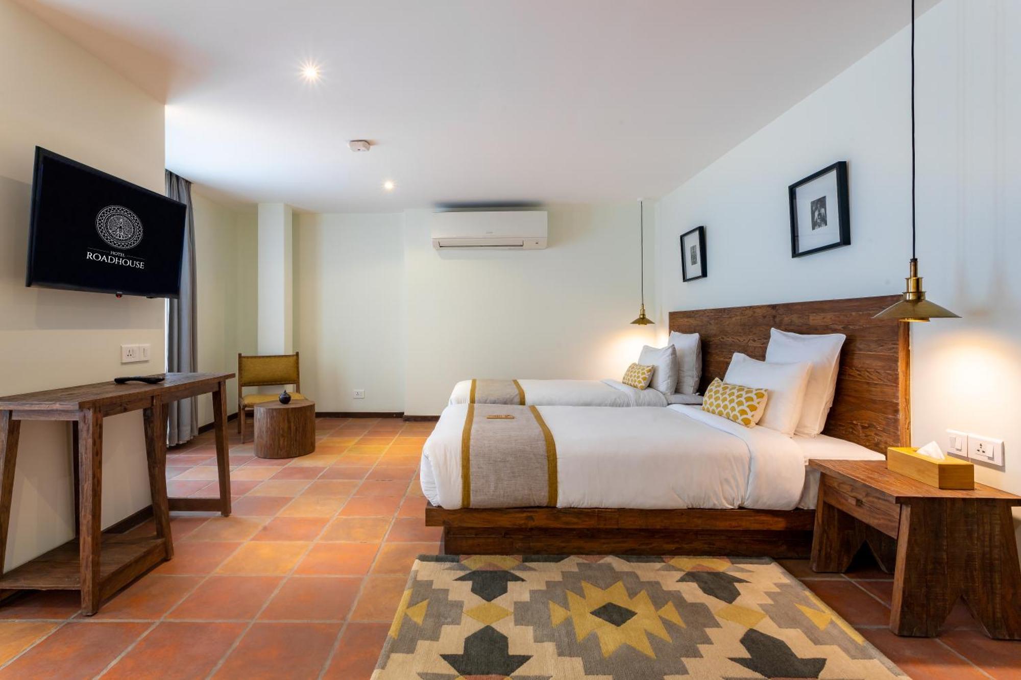 Hotel Roadhouse, Thamel, Kathmandu- Contemporary Boutique Екстер'єр фото