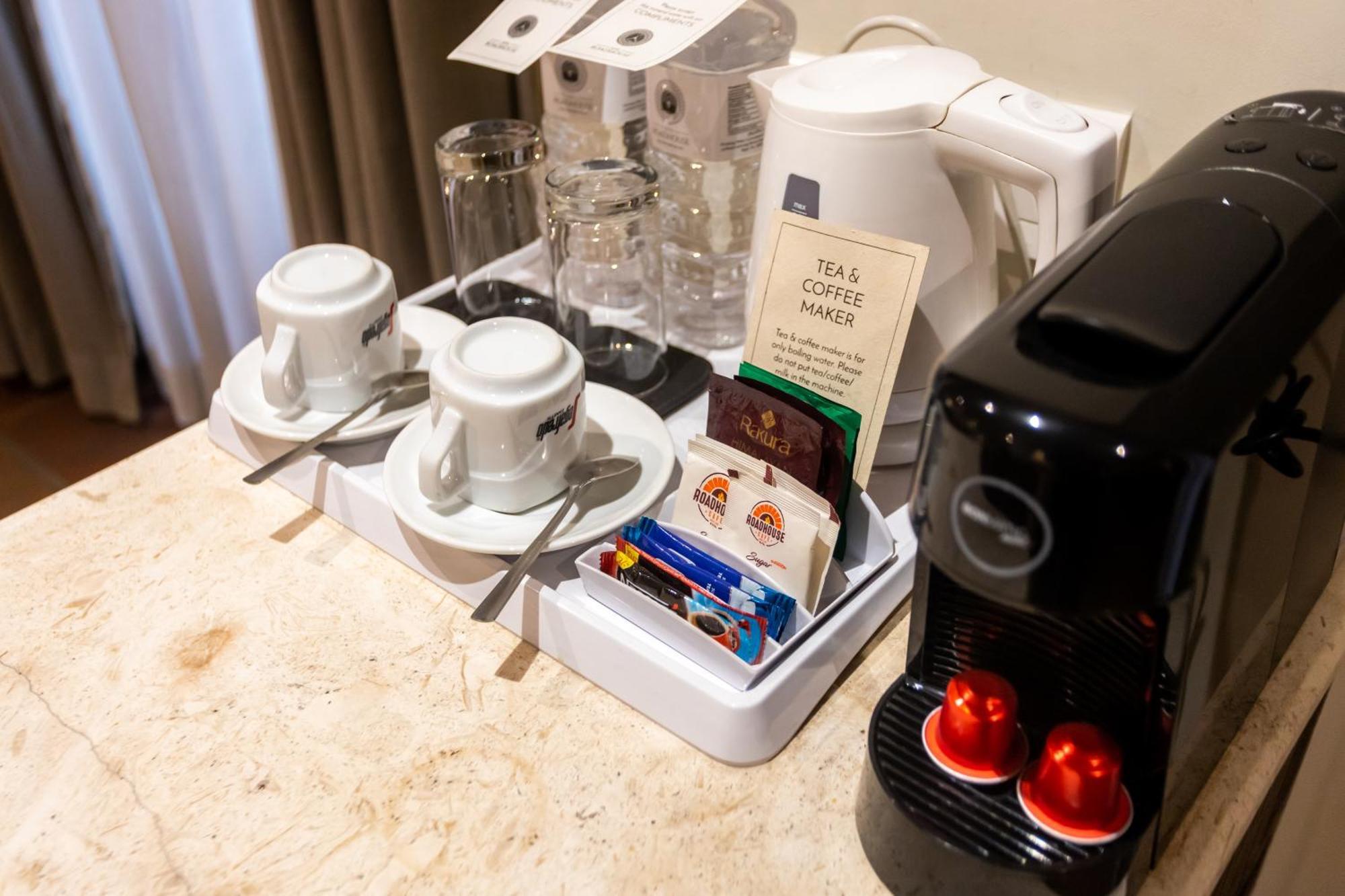 Hotel Roadhouse, Thamel, Kathmandu- Contemporary Boutique Екстер'єр фото